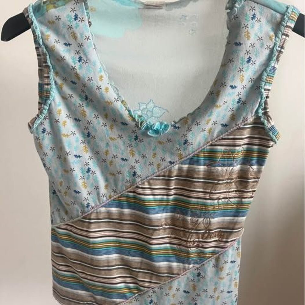 Y2k tank- mesh back. Olilly L